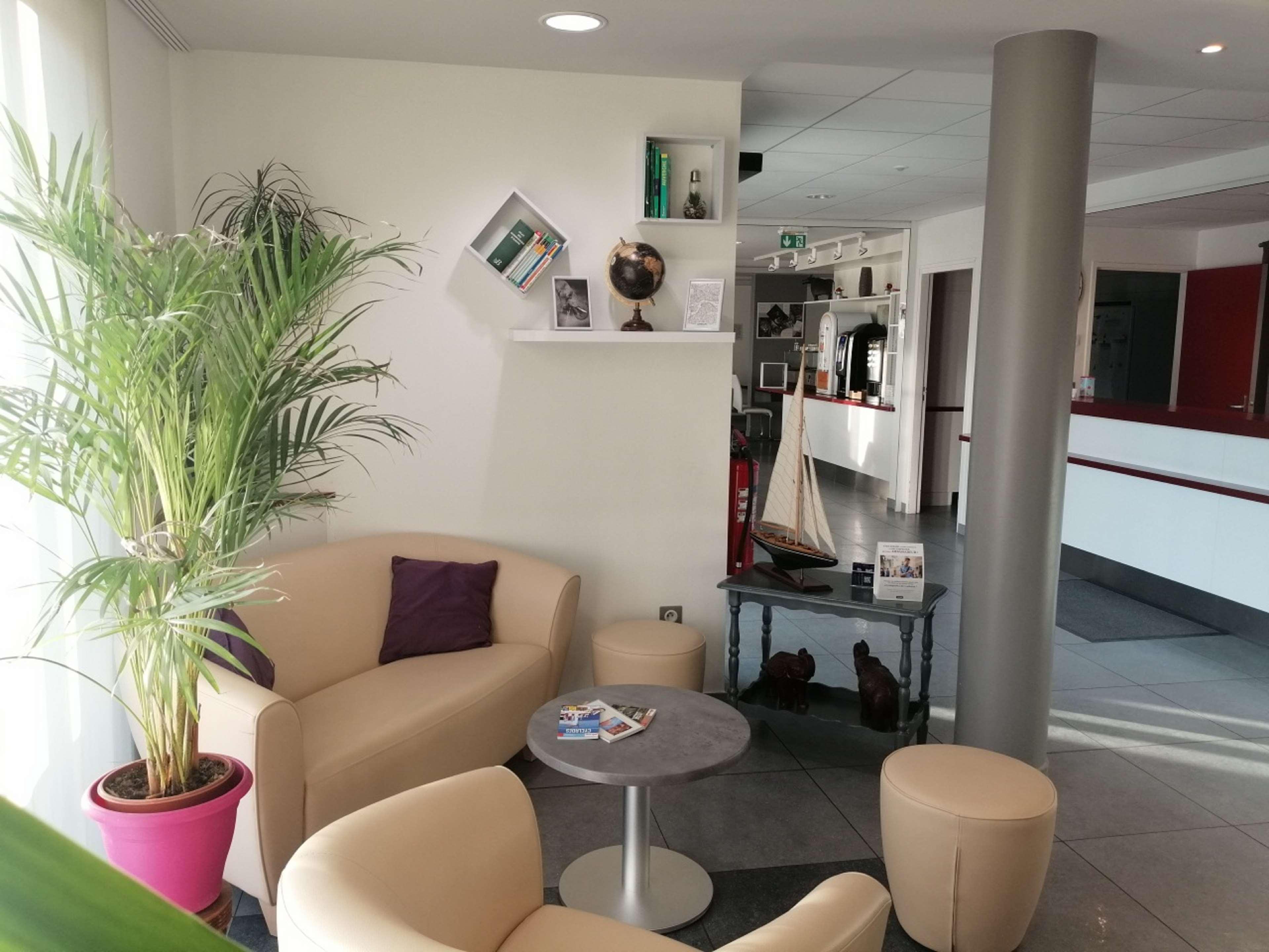 Kyriad Saint Chely D'apcher - Aire De La Lozere 3*